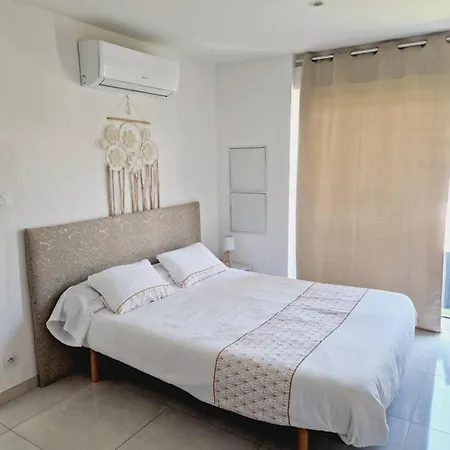 Chez Manon Et Jimmy *